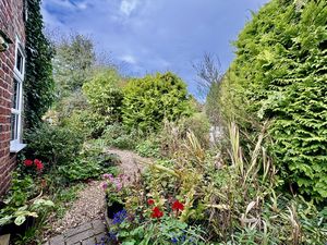Gardens- click for photo gallery